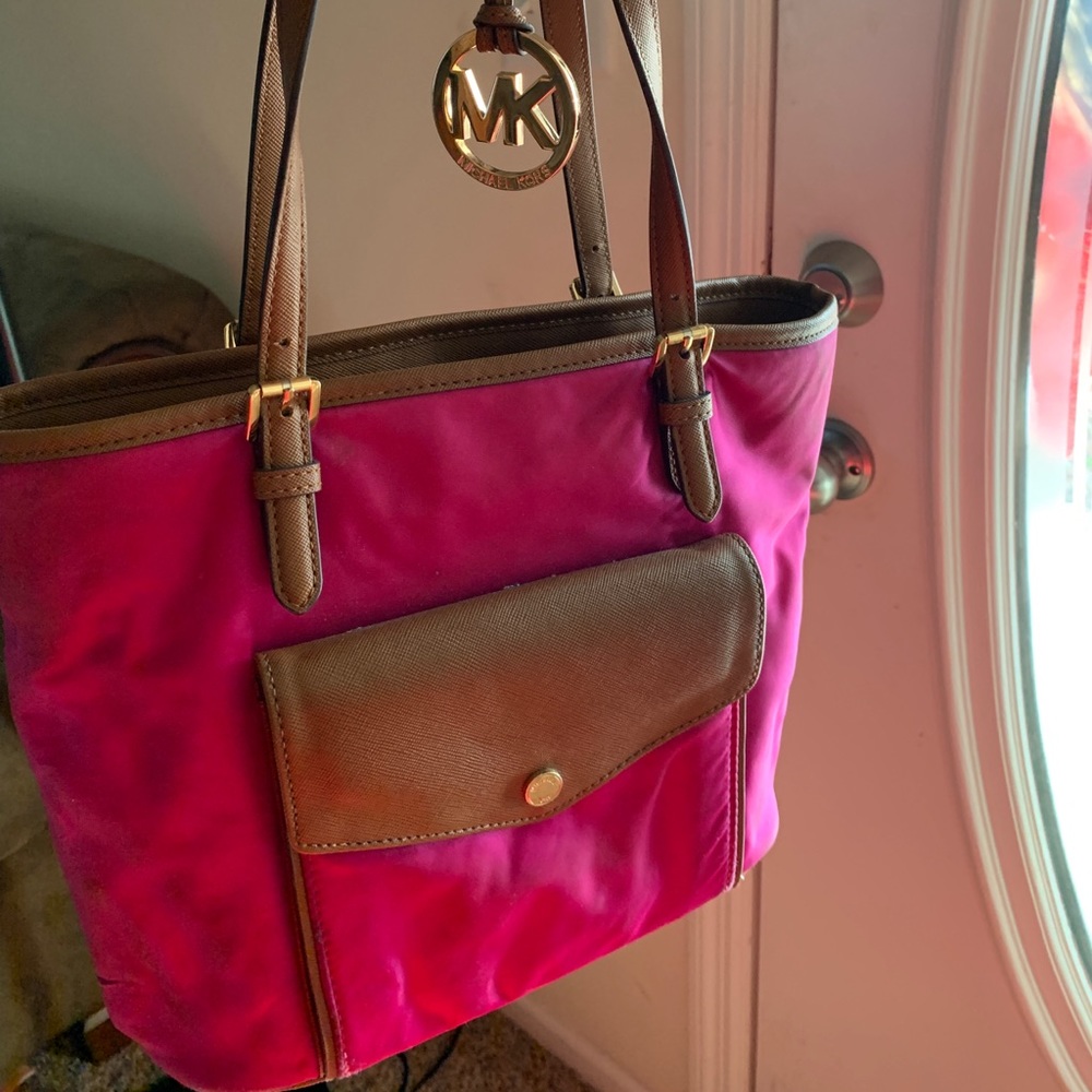 Fuchsia MK bag.